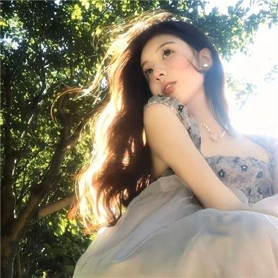村主任和他的女友