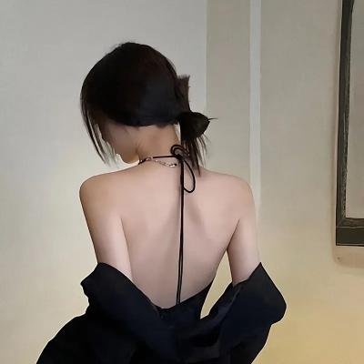 来自缠绕深海的生物